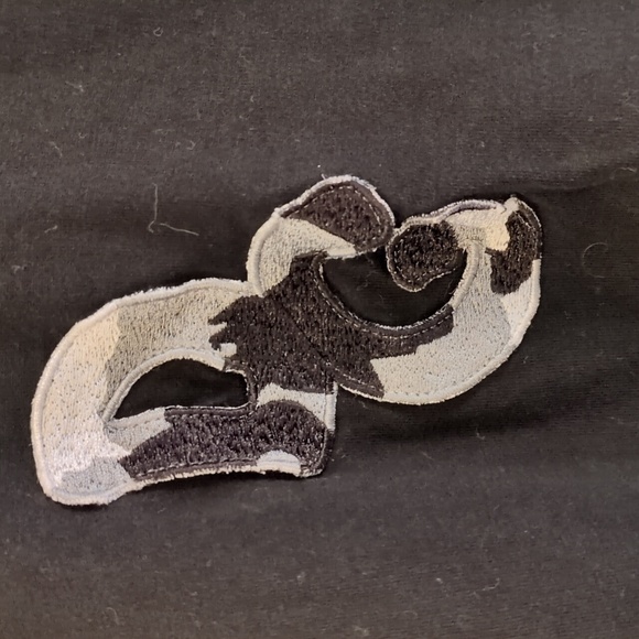 Dolce & Gabbana Classic Black Tee Size 11/12 - Picture 3 of 6